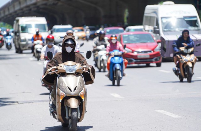 Nam thanh ni&ecirc;n 30 tuổi tử vong sau 2 tiếng l&agrave;m việc giữa nắng n&oacute;ng, b&aacute;c sĩ cảnh b&aacute;o th&oacute;i quen "cực độc" - Ảnh 2.