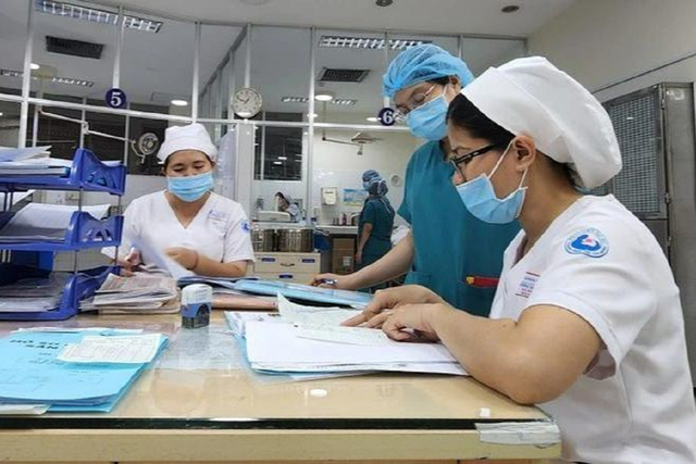 Những con số đáng chú ý về nhân lực trực y tế- Ảnh 1. Những con số đáng chú ý về nhân lực trực y tế- Ảnh 1.