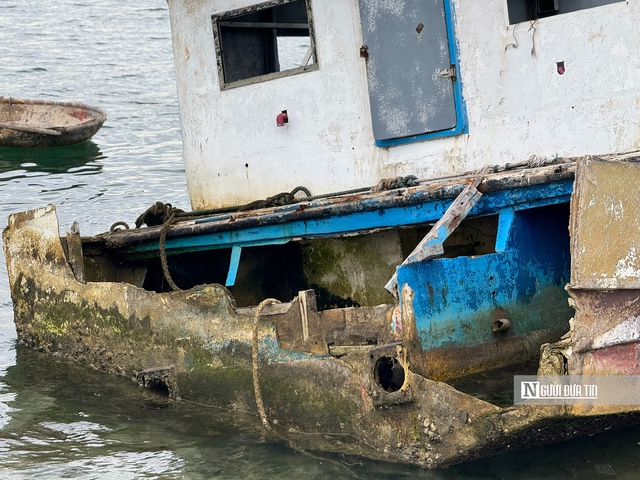 Những con tàu bạc tỷ bị thời gian bỏ quên giữa đảo Lý Sơn - Ảnh 4.
