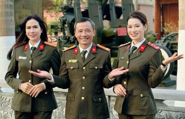 "Trùm" vai phản diện trên VTV, đời thực là NSƯT có hàm Trung tá công an- Ảnh 1. "Trùm" vai phản diện trên VTV, đời thực là NSƯT có hàm Trung tá công an- Ảnh 1.