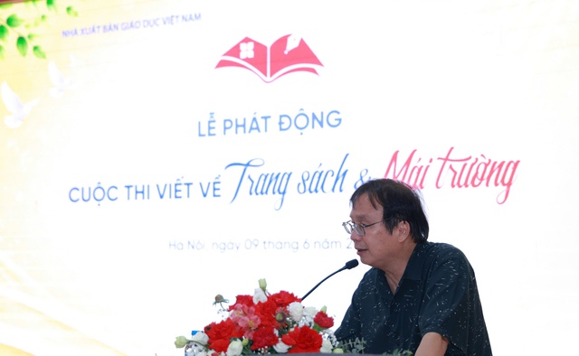 NXBGDVN khơi dậy k&yacute; ức v&agrave; gi&aacute; trị gi&aacute;o dục từ trang s&aacute;ch v&agrave; m&aacute;i trường- Ảnh 1.