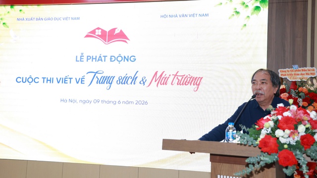 NXBGDVN khơi dậy k&yacute; ức v&agrave; gi&aacute; trị gi&aacute;o dục từ trang s&aacute;ch v&agrave; m&aacute;i trường- Ảnh 2.