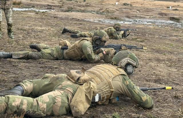 Chương trình huấn luyện quân đội Ukraine ở châu Âu đứng trước bước chuyển then chốt - Ảnh 1.