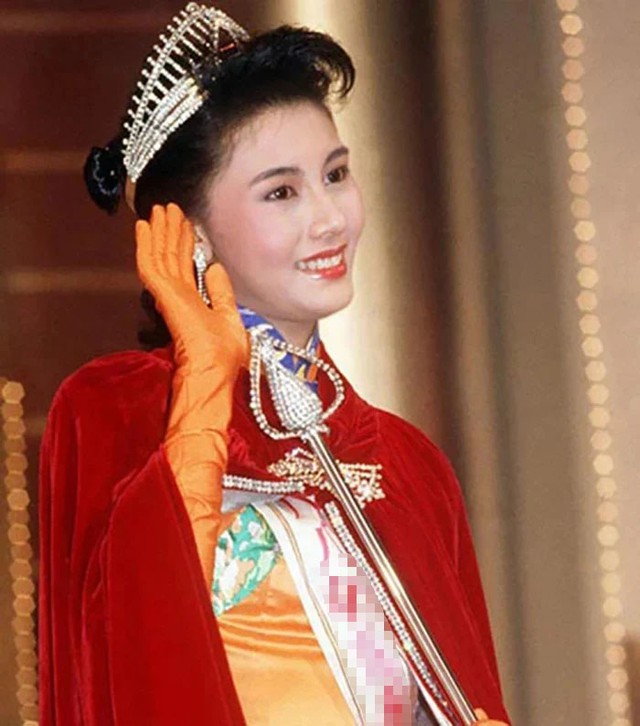 "Hoa hậu đẹp bậc nhất lịch sử": D&acirc;u h&agrave;o m&ocirc;n k&iacute;n tiếng, nhan sắc U60 vẫn khiến kh&aacute;n giả trầm trồ - Ảnh 1.