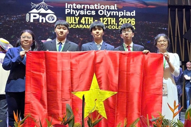Việt Nam giành 4 Huy chương Vàng, 1 Huy chương Bạc Olympic Vật lý quốc tế năm 2026 - Ảnh 1.