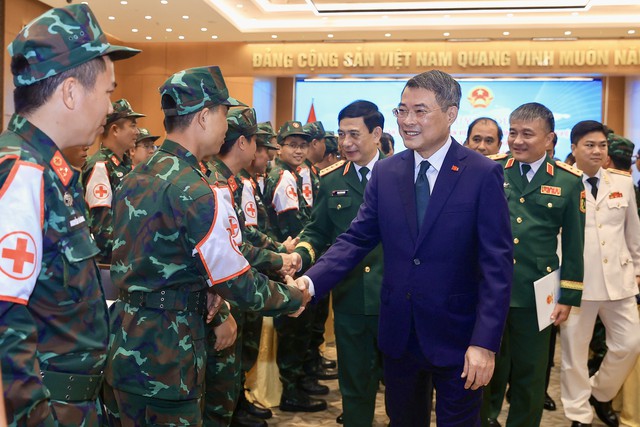 Thủ tướng: "Giữa đổ nát, Việt Nam mang đến hy vọng"- Ảnh 2.