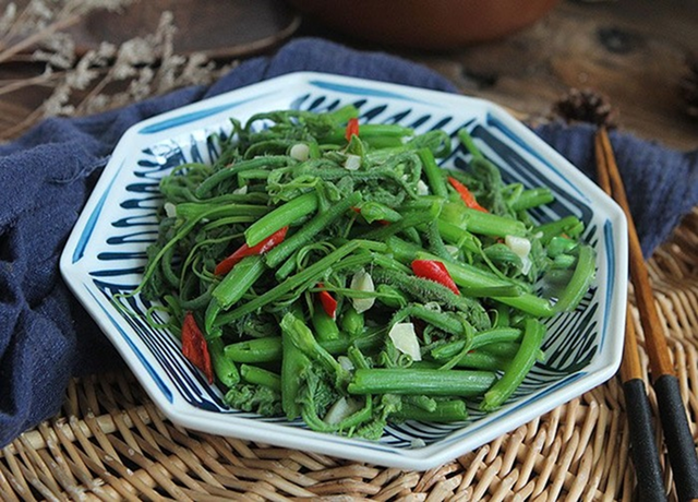 Loại rau gi&aacute; rẻ nhiều người ăn mỗi ng&agrave;y, h&oacute;a ra l&agrave; "kho dinh dưỡng" tự nhi&ecirc;n - Ảnh 3.