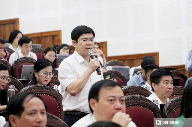 Giám đốc Sở NN&MT Nghệ An lý giải phản ánh "cò" làm sổ đỏ nhanh hơn người dân- Ảnh 2.