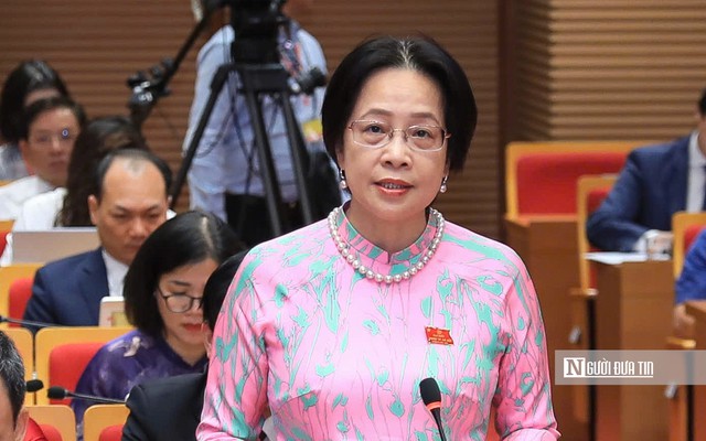 Chủ tịch HĐND Hà Nội yêu cầu Trưởng ban quản lý chợ Hồng Hà nghiêm túc rút kinh nghiệm - Ảnh 1.