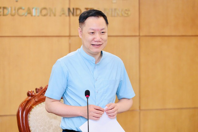 Bộ GD&ĐT lên tiếng về việc thí sinh điểm thi THPT Chuyên Tuyên Quang đăng ký xét tuyển đại học - Ảnh 1.