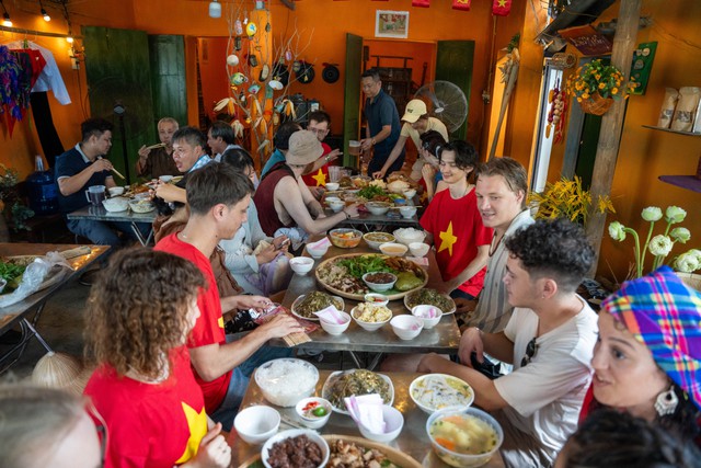 Du khách hài lòng mới là người quảng bá du lịch hiệu quả nhất- Ảnh 1.