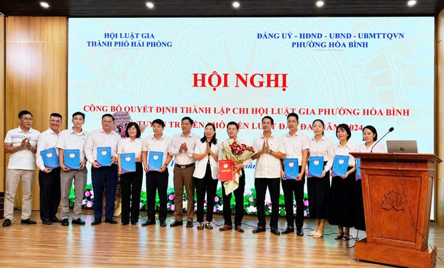 Hội Luật gia Tp.Hải Phòng giải đáp nhiều vướng mắc về đất đai cho người dân - Ảnh 1.