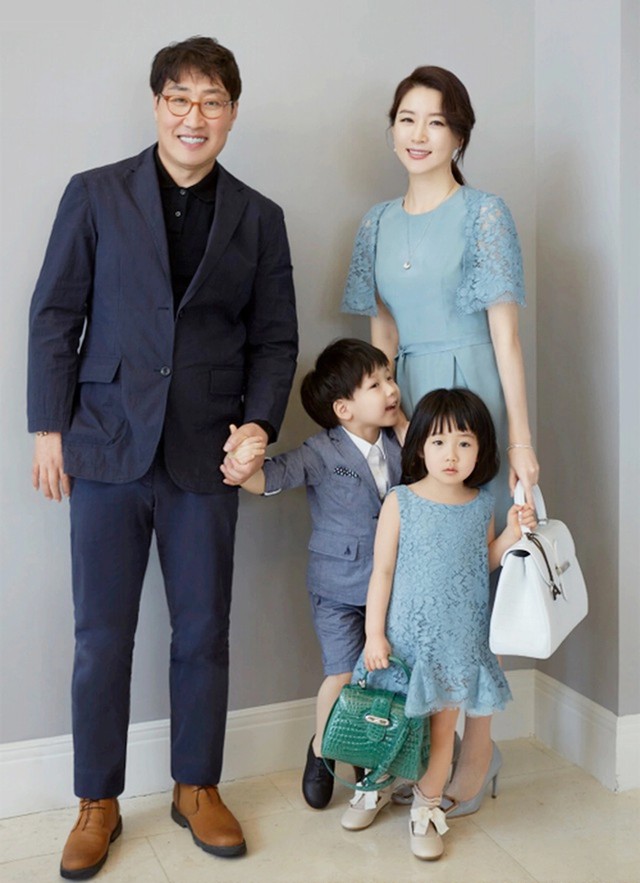 Hôn nhân viên mãn bên chồng doanh nhân hơn 20 tuổi của "Nàng Dae Jang Geum" Lee Young Ae- Ảnh 3.