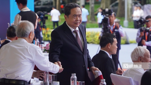 Tổng Bí thư, Chủ tịch nước Tô Lâm dự lễ kỷ niệm 50 năm Ngày thành phố Sài Gòn - Gia Định vinh dự mang tên Chủ tịch Hồ Chí Minh - Ảnh 4.