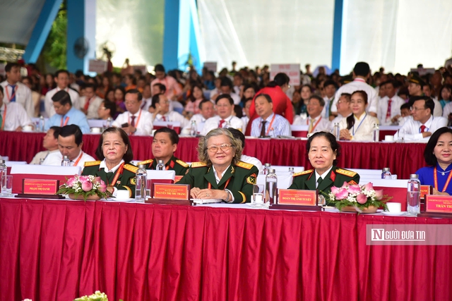 Tổng Bí thư, Chủ tịch nước Tô Lâm dự lễ kỷ niệm 50 năm Ngày thành phố Sài Gòn - Gia Định vinh dự mang tên Chủ tịch Hồ Chí Minh - Ảnh 7.