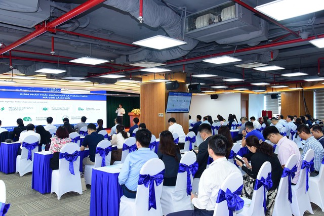 Giảm phát thải: Khi doanh nghiệp “chuyển vai” từ tìm hiểu sang triển khai - Ảnh 2.