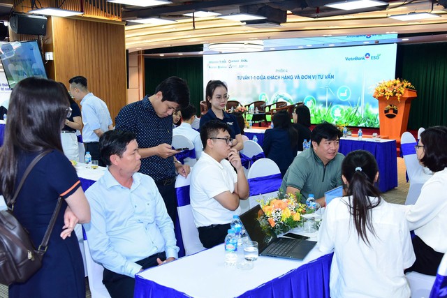 Giảm phát thải: Khi doanh nghiệp “chuyển vai” từ tìm hiểu sang triển khai - Ảnh 3.