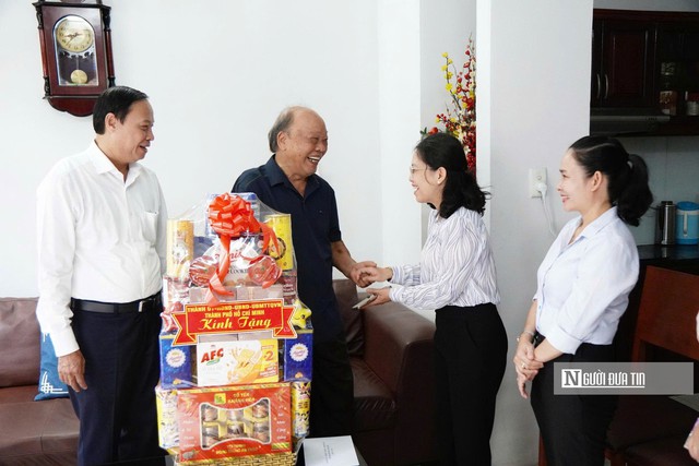 Tp.HCM: Tri ân thương binh, gia đình liệt sĩ bằng những chuyến thăm nghĩa tình - Ảnh 1.