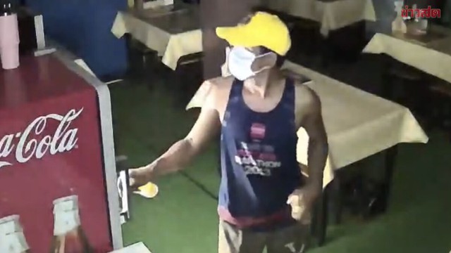 Đột nhập vào nhà hàng, tên trộm thản nhiên ăn nhậu rồi để quên thứ "không thể ngờ" - Ảnh 1.