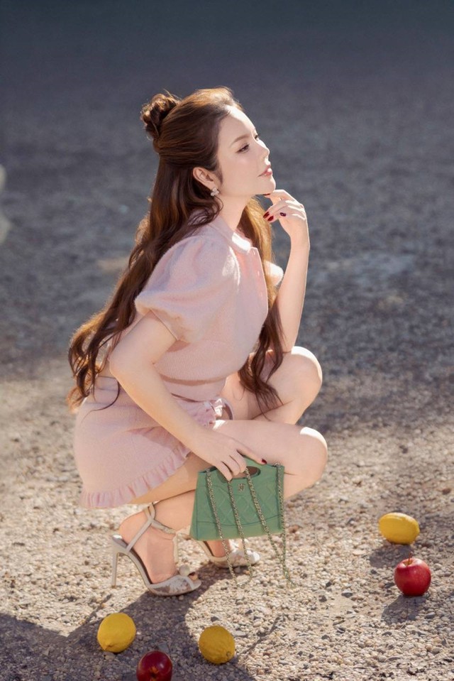 Lý Nhã Kỳ tận hưởng sự bình yên, úp mở về "chương mới" của cuộc đời - Ảnh 5.