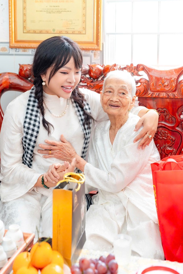 Nghệ nh&acirc;n Hồ Thị Thanh Hương: Tri &acirc;n kh&ocirc;ng chỉ l&agrave; tr&aacute;ch nhiệm m&agrave; c&ograve;n l&agrave; đạo l&yacute; - Ảnh 5.
