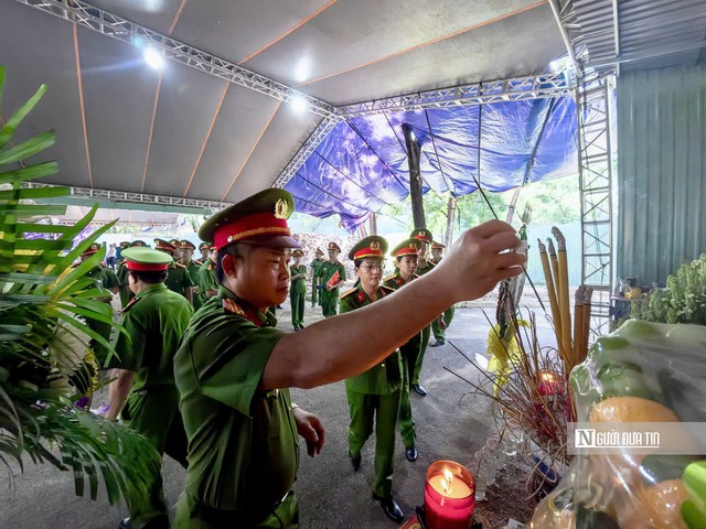 Lực lượng Công an Tp.HCM tiếp nối hành trình tri ân, lan tỏa nghĩa tình ngày 27/7 - Ảnh 1.