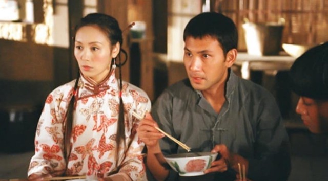 Chuyện t&igrave;nh "đ&ocirc;i đũa lệch" của tiểu thư "ngậm th&igrave;a v&agrave;ng" cưới bạn diễn k&eacute;m danh tiếng - Ảnh 3.