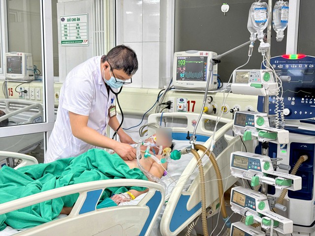 Bác sĩ chỉ ra 3 sai lầm khiến người mắc cúm mùa rơi vào nguy kịch- Ảnh 2.