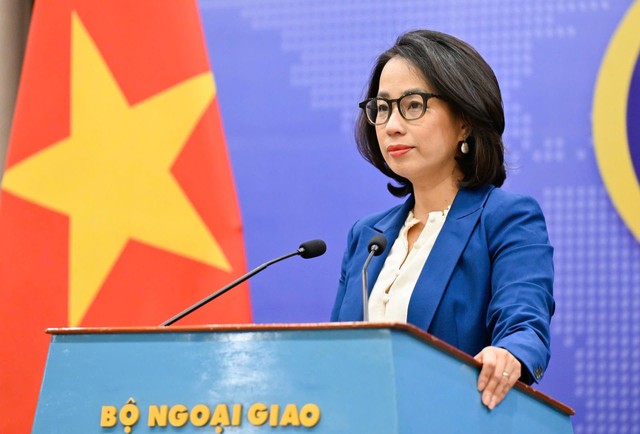 Bộ Ngoại giao thông tin về vụ chìm tàu Khôi Nguyên 18 trên Biển Đông - Ảnh 1.