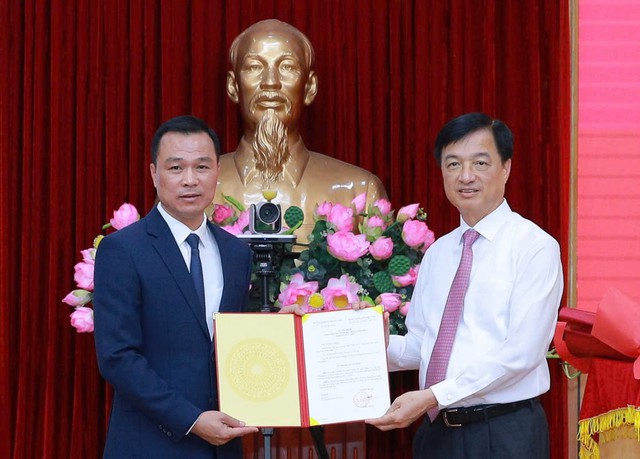 Thiếu tướng Tô Anh Dũng được bầu làm Chủ tịch UBND tỉnh Thanh Hóa- Ảnh 1.