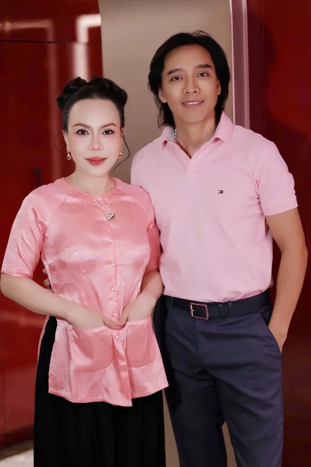Nghệ sĩ Việt Hương g&acirc;y hoang mang với biểu cảm lạ? - Ảnh 8.