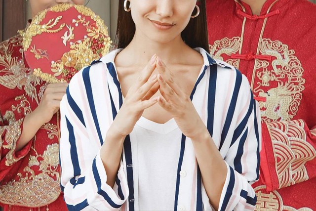 "Nữ qu&aacute;i" giả vờ lấy chồng để lừa đảo người th&acirc;n mua nh&agrave; gi&aacute; rẻ - Ảnh 1.