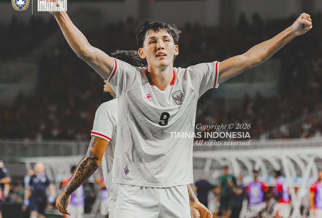 Tiền đạo cao gần 2m của Indonesia khiến tuyển Việt Nam phải "d&egrave; chừng" - Ảnh 1.