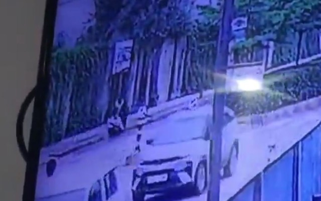 Xe m&aacute;y điện trượt b&aacute;nh gần bờ s&ocirc;ng, 2 anh em ruột tử vong thương t&acirc;m - Ảnh 1.
