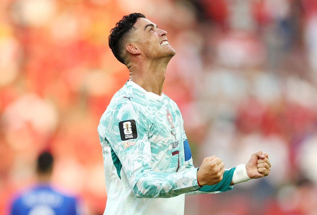 Cristiano Ronaldo "đáp trả" khi bị chị gái vô tình tiết lộ tin bất ngờ - Ảnh 1.