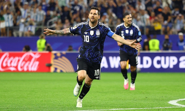 Mèo "tiên tri" dự đoán thế nào về kết quả trận Argentina vs Cape Verde? - Ảnh 2.