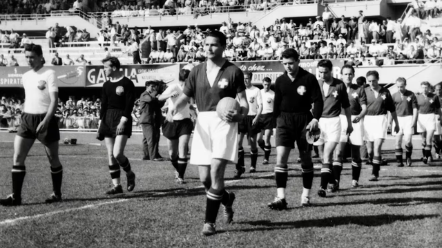 Trận đấu có nhiều bàn thắng nhất lịch sử World Cup - Ảnh 1.
