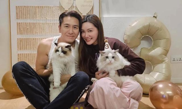 "Trai ngoan showbiz", hôn nhân viên mãn sau cú sốc bị phản bội - Ảnh 6.