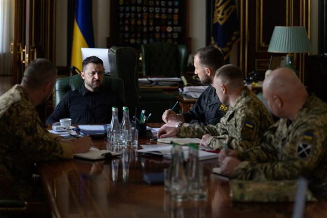 Ukraine chuẩn bị chiến thuật mới đối phó tên lửa đạn đạo Nga - Ảnh 1.