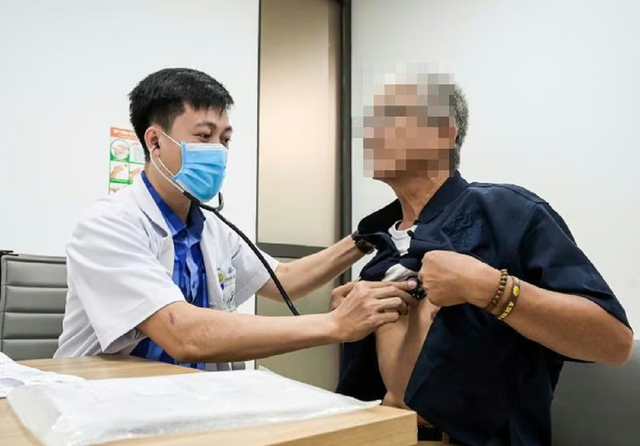 Ba người thân cùng mắc một loại ung thư, sự thật phía sau khiến bác sĩ không bất ngờ - Ảnh 1.