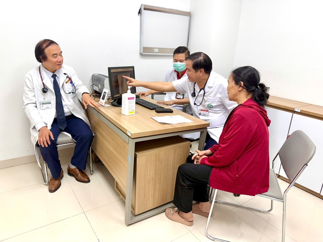 Bệnh viện Bạch Mai khám sức khỏe miễn phí cho 5.000 người thuộc đối tượng chính sách- Ảnh 1.