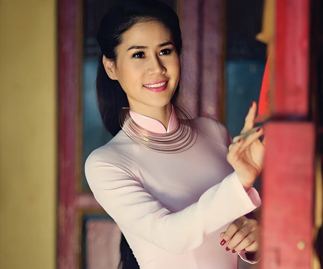 "Chị đại phản diện của màn ảnh Việt": U50 làm mẹ đơn thân- Ảnh 1.