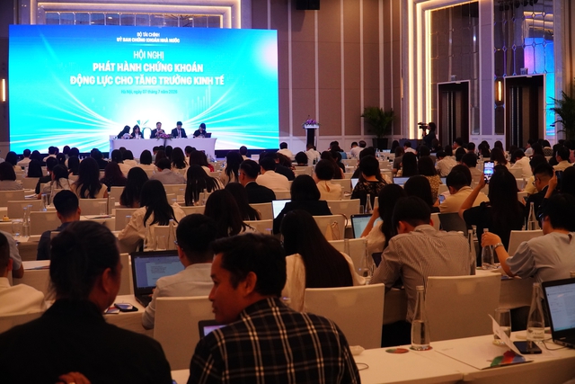 UBCKNN gỡ vướng phát hành chứng khoán, mở rộng kênh huy động vốn cho doanh nghiệp- Ảnh 2.