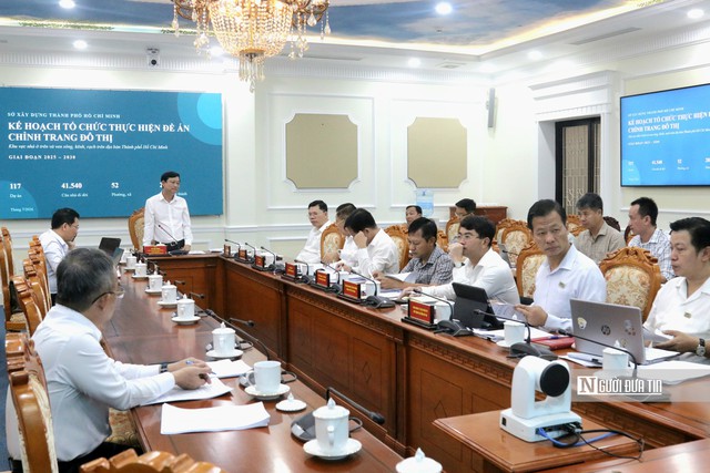 Tp.HCM tăng tốc chỉnh trang kênh rạch, mở rộng kế hoạch di dời gần 40.000 hộ dân- Ảnh 1.