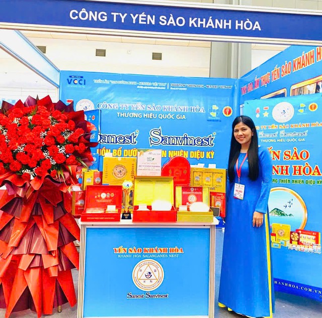 Yến sào Khánh Hòa được vinh danh là doanh nghiệp tiêu biểu về năng lượng môi trường xanh Việt Nam - Ảnh 1.