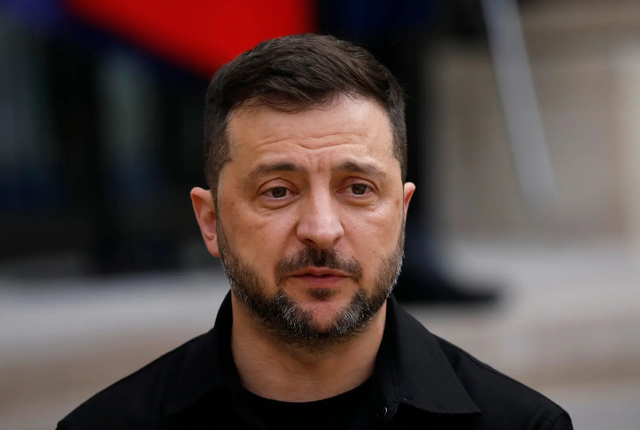 Nga tuyên bố đánh chặn 223 UAV Ukraine, ông Zelensky nêu khó khăn trên tiền tuyến - Ảnh 1.