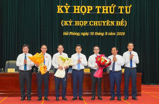Hải Phòng bầu bổ sung 1 Phó Chủ tịch HĐND và 1 Phó Chủ tịch UBND thành phố- Ảnh 1.