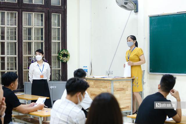 Không để giáo viên phải kiêm nhiệm các vị trí việc làm khác ngoài công tác giảng dạy - Ảnh 1.
