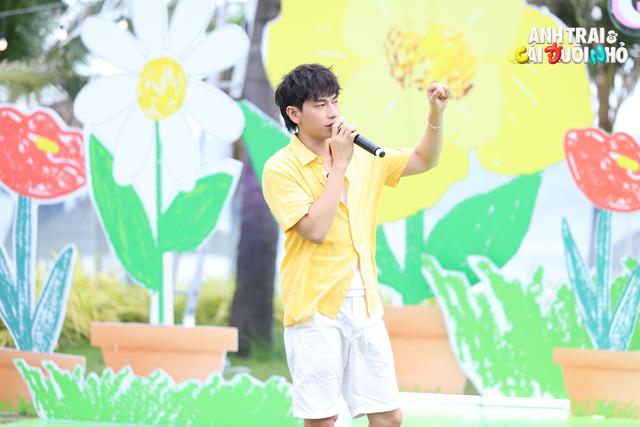 "Anh Trai và cái đuôi nhỏ" khép lại hành trình mùa hè bằng Lễ tốt nghiệp đầy xúc động - Ảnh 1.
