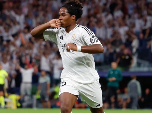 Real Madrid ra quyết định với "thần đồng b&oacute;ng đ&aacute; Brazil" - Ảnh 1.